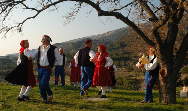 Promenadna šetnja Folklornog društva Rapski tanac - OTKAZANO 3
